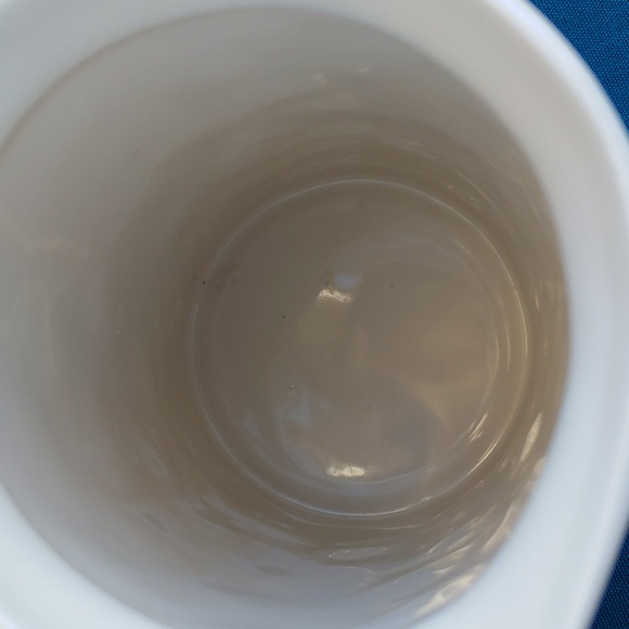 Rae Dunn Ceramic "Pour" Serving Pitcher White holds One Quart - Picture 7 of 15